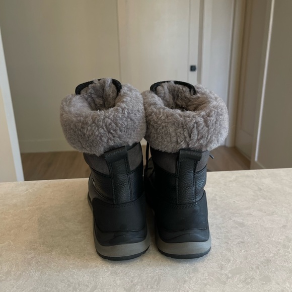New UGG Adirondack III Black Waterproof Boots, Women’s Size US 8.5 - Picture 10 of 15